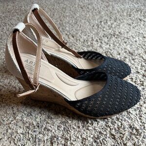 Women’s Black Wedge Shoes